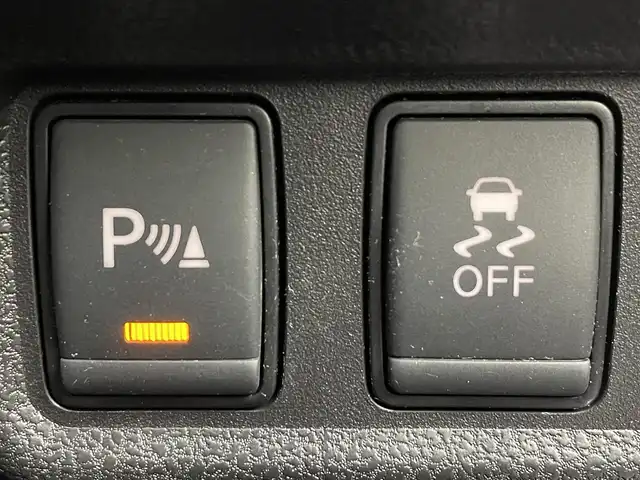 日産 ノート X FOUR 宮城県 2020(令2)年 4.4万km ダークメタルグレー ４WD/純正オーディオ/CD/AUX/AM/FM/衝突軽減ブレーキ/プッシュスタート/スマートキー/オートライト/ライトレベライザー/コーナーセンサー/レーンキープアシスト/ウィンカー・電動格納式ミラー/ステアリングチルド機構/純正フロアマット