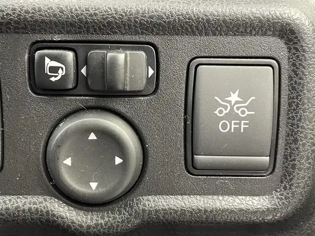 日産 ノート X FOUR 宮城県 2020(令2)年 4.4万km ダークメタルグレー ４WD/純正オーディオ/CD/AUX/AM/FM/衝突軽減ブレーキ/プッシュスタート/スマートキー/オートライト/ライトレベライザー/コーナーセンサー/レーンキープアシスト/ウィンカー・電動格納式ミラー/ステアリングチルド機構/純正フロアマット