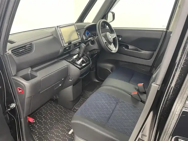 日産 ルークス HWS X プロパイロットED 埼玉県 2020(令2)年 2.4万km ブラック 純正ナビ/（地図SD未挿入のため動作確認できず）/車外カメラ/（前・横・後ろ・全方位）/前方ドライブレコーダー/両側パワースライド/純正アルミホイール/純正フロアマット/LEDライト/レーダークルーズコントロール/スマートキー