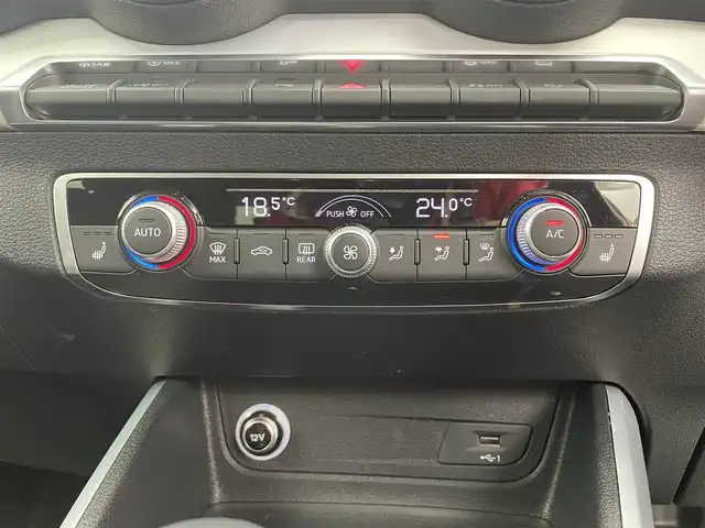 アウディ Ｑ２ ハッシュタグ ブラックスタイリング 福井県 2019(令1)年 2.8万km 白 純正ナビ/CD DVD BT SD USB バックカメラ/アダプティブクルーズコントロール/ビルトインETC2.0/前席シートヒーター/電動パーキングブレーキ/電動リアゲート/MTモード付きAT/オートライト/純正前後ドラレコ/スペアキー