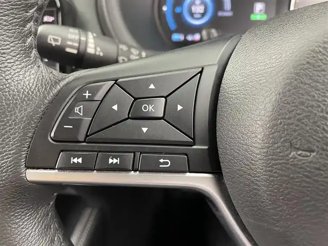 日産 キックス X 福井県 2020(令2)年 0.1万km未満 白 純正メモリーナビ/Bluetooth/CD/DVD/フルセグ/バックカメラ/アラウンドビューモニター/プロパイロット/インテリジェントルームミラー/エマージェンシーブレーキ/ふらつき警告/車線逸脱警報/車線逸脱防止支援システム/踏み間違い衝突防止アシスト/ドライブレコーダー/LEDヘッドライト/フォグランプ/ETC