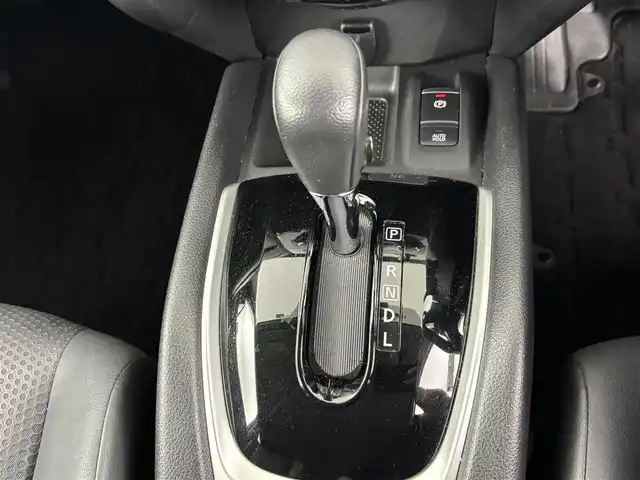 日産 エクストレイル 20Xi 埼玉県 2018(平30)年 5.3万km ブリリアントホワイトパール 4WD/プロパイロット/純正ナビ/MM317D-W/　（SDない為動作確認未）/インテリジェントルームミラー/エマージェンシーブレーキ/電動リアゲート/ダウンヒルコントロール/ルーフレール/革巻きスタリング/ドライブレコーダー/ビルドインETC2.0