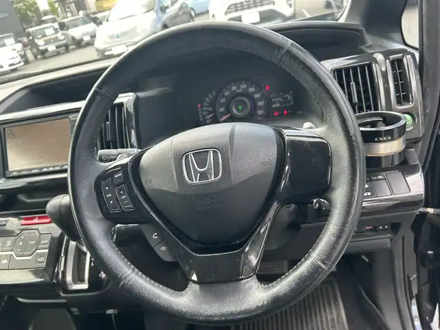 ホンダ ステップワゴン スパーダ S 高知県 2011(平23)年 10.5万km プレミアムブラキッシュパール スマートキー/ビルトインETC/7インチ純正ナビ/ワンセグテレビ/Bluetooth/シートカバ‐/社外AW/ディスチャージヘッドライト