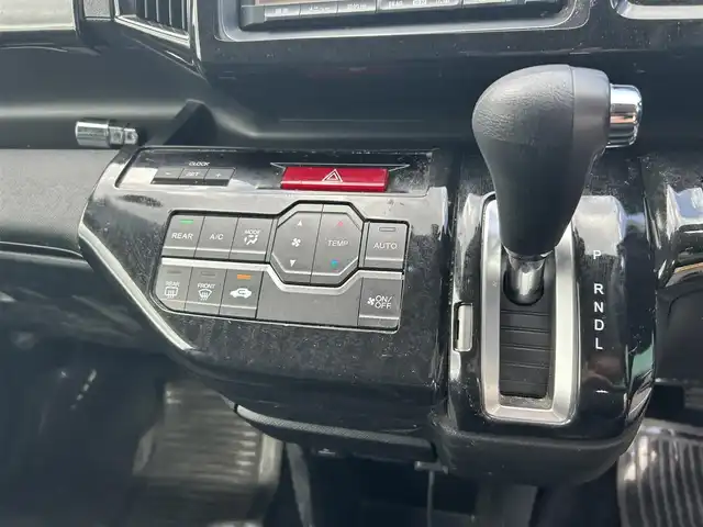 ホンダ ステップワゴン スパーダ S 高知県 2011(平23)年 10.5万km プレミアムブラキッシュパール スマートキー/ビルトインETC/7インチ純正ナビ/ワンセグテレビ/Bluetooth/シートカバ‐/社外AW/ディスチャージヘッドライト