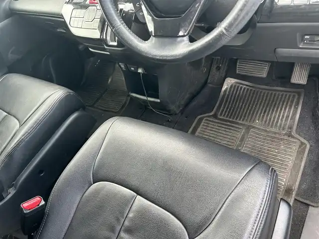 ホンダ ステップワゴン スパーダ S 高知県 2011(平23)年 10.5万km プレミアムブラキッシュパール スマートキー/ビルトインETC/7インチ純正ナビ/ワンセグテレビ/Bluetooth/シートカバ‐/社外AW/ディスチャージヘッドライト