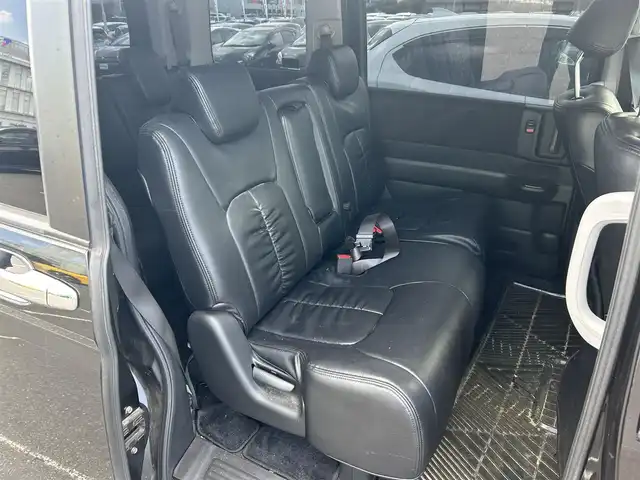 ホンダ ステップワゴン スパーダ S 高知県 2011(平23)年 10.5万km プレミアムブラキッシュパール スマートキー/ビルトインETC/7インチ純正ナビ/ワンセグテレビ/Bluetooth/シートカバ‐/社外AW/ディスチャージヘッドライト
