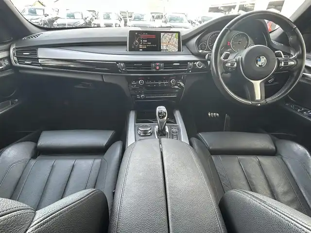 ＢＭＷ Ｘ５ xDrive 35d Mスポーツ 兵庫県 2016(平28)年 6.3万km 白 サンルーフ/純正ナビ/(CD/DVD/BT/USB/AUX)/後席モニター2台/フルセグTV/ETC/フロント/バックカメラ/衝突軽減ブレーキ/レーダークルーズコントロール/コーナーセンサー/パドルシフト/前後ドライブレコーダー/電動リアゲート/フルレザーシート/前席シートヒーター/前席パワーシート/パワーシート機能メモリー2/LEDヘッドライト/オートライト/フォグランプ/電動パーキングブレーキ/オートホールド/革巻きステアリング/ステアリングリモコン/スマートキー/電動格納ミラー/純正ドアバイザー/純正アルミ19インチ