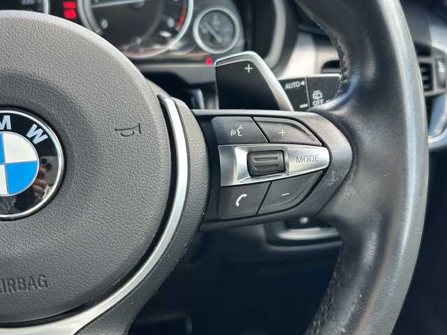 ＢＭＷ Ｘ５ xDrive 35d Mスポーツ 兵庫県 2016(平28)年 6.3万km 白 サンルーフ/純正ナビ/(CD/DVD/BT/USB/AUX)/後席モニター2台/フルセグTV/ETC/フロント/バックカメラ/衝突軽減ブレーキ/レーダークルーズコントロール/コーナーセンサー/パドルシフト/前後ドライブレコーダー/電動リアゲート/フルレザーシート/前席シートヒーター/前席パワーシート/パワーシート機能メモリー2/LEDヘッドライト/オートライト/フォグランプ/電動パーキングブレーキ/オートホールド/革巻きステアリング/ステアリングリモコン/スマートキー/電動格納ミラー/純正ドアバイザー/純正アルミ19インチ
