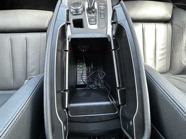ＢＭＷ Ｘ５ xDrive 35d Mスポーツ 兵庫県 2016(平28)年 6.3万km 白 サンルーフ/純正ナビ/(CD/DVD/BT/USB/AUX)/後席モニター2台/フルセグTV/ETC/フロント/バックカメラ/衝突軽減ブレーキ/レーダークルーズコントロール/コーナーセンサー/パドルシフト/前後ドライブレコーダー/電動リアゲート/フルレザーシート/前席シートヒーター/前席パワーシート/パワーシート機能メモリー2/LEDヘッドライト/オートライト/フォグランプ/電動パーキングブレーキ/オートホールド/革巻きステアリング/ステアリングリモコン/スマートキー/電動格納ミラー/純正ドアバイザー/純正アルミ19インチ