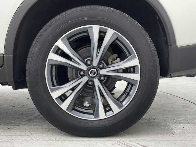 日産 エクストレイル 20Xi 愛知県 2019(平31)年 3.3万km ブリリアントホワイトパール 禁煙/４ＷＤ/社外ナビ/・フルセグ/・Bluetooth/・CD/・DVD/ステアリングスイッチ/インテリジェントアラウンドビューモニター/プロパイロット/エマージェンシーブレーキ/車線逸脱警報/リヤクロストラフィックアラート/ブラインドスポットモニター/電動パーキングブレーキ/オートブレーキホールド/インテリジェントルームミラー/ダウンヒルアシストコントロール/電動格納ミラー/LEDヘッドライト/オートヘッドライト/フォグランプ/取扱説明書/保証書