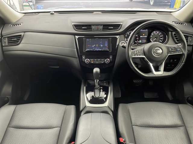 日産 エクストレイル 20Xi 愛知県 2019(平31)年 3.3万km ブリリアントホワイトパール 禁煙/４ＷＤ/社外ナビ/・フルセグ/・Bluetooth/・CD/・DVD/ステアリングスイッチ/インテリジェントアラウンドビューモニター/プロパイロット/エマージェンシーブレーキ/車線逸脱警報/リヤクロストラフィックアラート/ブラインドスポットモニター/電動パーキングブレーキ/オートブレーキホールド/インテリジェントルームミラー/ダウンヒルアシストコントロール/電動格納ミラー/LEDヘッドライト/オートヘッドライト/フォグランプ/取扱説明書/保証書