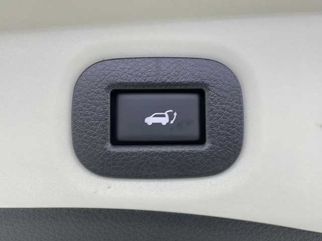 日産 エクストレイル 20Xi 愛知県 2019(平31)年 3.3万km ブリリアントホワイトパール 禁煙/４ＷＤ/社外ナビ/・フルセグ/・Bluetooth/・CD/・DVD/ステアリングスイッチ/インテリジェントアラウンドビューモニター/プロパイロット/エマージェンシーブレーキ/車線逸脱警報/リヤクロストラフィックアラート/ブラインドスポットモニター/電動パーキングブレーキ/オートブレーキホールド/インテリジェントルームミラー/ダウンヒルアシストコントロール/電動格納ミラー/LEDヘッドライト/オートヘッドライト/フォグランプ/取扱説明書/保証書