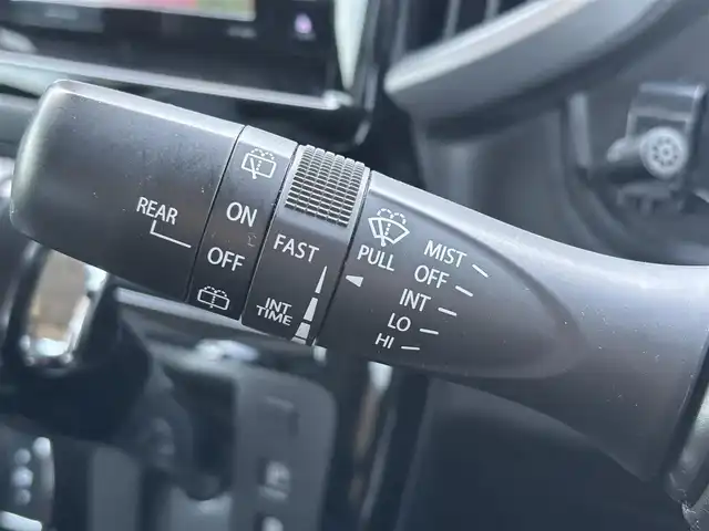 スズキ ソリオ バンディット HV MV 奈良県 2018(平30)年 6.5万km ピュアホワイトP 両側パワースライドドア/社外ナビ(フルセグTV/CD/DVD/AM・FM/BT/iPod)/バックカメラ/ETC/スズキセーフティサポート/誤発進抑制機能/車線逸脱警報機能/先行車発進お知らせ機能/クルーズコントロール/パドルシフト/運転席シートヒーター/本革巻きステアリング/LEDヘッドライト/純正15インチアルミホイール/純正フロアマット/後席サンシェード/スペアキー