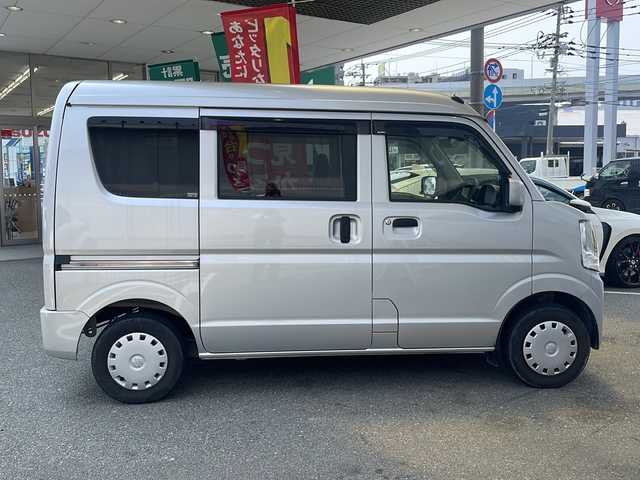 スズキ エブリイ JOINターボ 福岡県 2022(令4)年 5.4万km シルキーシルバーメタリック ワンオーナー/純正ナビ（Bluetooth・ラジオ・フルセグTV・CD・Ipod）/前後ドライブレコーダー/ETC/USBポート/ドアバイザー/両側スライドドア/後方コーナーセンサー/横滑り防止装置/オートライト/盗難防止装置/運転席・助手席エアバック/パワーウィンドウ/パワーステアリング/リモコンキー/保証書・取扱説明書