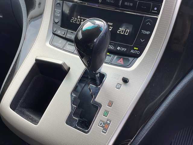 トヨタ ヴェルファイア 2．4Z ゴールデンアイズ 福岡県 2013(平25)年 6万km ブラック ALPINEナビ（Bluetooth・フルセグTV・CD・DVD再生）ALPINE後席用モニター/ドライブレコーダー/Verthandiアルミホイール/両側パワースライドドア/クリアランスソナー/電動リアゲート/GPSレーダー/ウッドコンビステアリング/電動格納ミラー/エアバッグ（運転席・助手席・サイド）/クルーズコントロール/パーキングアシスト/スマートキー/スペアキー/バックカメラ/プッシュスタート/3列シート/オットマン/ABS/横滑り防止装置/パワーステアリング/パワーウィンドウ/カーテンエアバッグ/保証書/取扱説明書