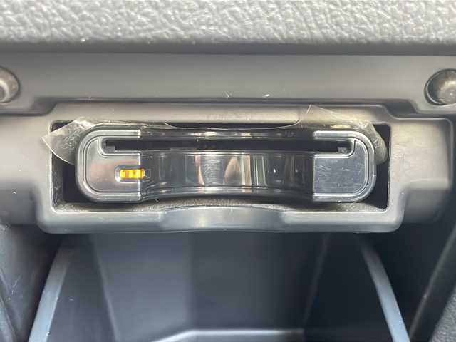トヨタ ヴェルファイア 2．4Z ゴールデンアイズ 福岡県 2013(平25)年 6万km ブラック ALPINEナビ（Bluetooth・フルセグTV・CD・DVD再生）ALPINE後席用モニター/ドライブレコーダー/Verthandiアルミホイール/両側パワースライドドア/クリアランスソナー/電動リアゲート/GPSレーダー/ウッドコンビステアリング/電動格納ミラー/エアバッグ（運転席・助手席・サイド）/クルーズコントロール/パーキングアシスト/スマートキー/スペアキー/バックカメラ/プッシュスタート/3列シート/オットマン/ABS/横滑り防止装置/パワーステアリング/パワーウィンドウ/カーテンエアバッグ/保証書/取扱説明書