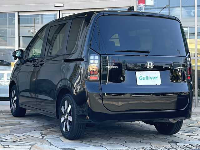 ホンダ フリード ハイブリット e:HEV AIR EX 愛知県 2024(令6)年 0.1万km クリスタルブラックパール ホンダセンシング/・衝突軽減ブレーキ /・誤発進抑制機能/・歩行者事故低減ステアリング/・路外逸脱抑制機能/・先行車追従機能/・標識認識機能/純正ナビ/・ラジオ/・フルセグTV/ipod/Bluetooth/USB/主要装備/・両側パワースライドドア　/・レーダークルーズコントロール　/・バックカメラ　/・ＥＴＣ　/・アイドリングストップ　/・純正アルミホイール　/・ＬＥＤヘッドライト　/・ＢＳＭ/・オートホールド/・ステアリングリモコン/・プッシュスタート/・スマートキー/・オートライト