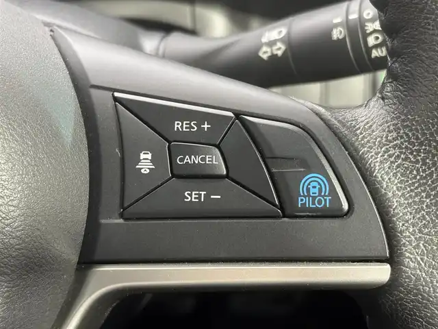 日産 セレナ ハイウェイスター Vセレクション 大阪府 2018(平30)年 2.4万km ダイヤモンドブラック ProPILOT 純正9incナビTV 360カメラ 11incフリップダウンモニター デジタルインナーミラー レーダーC 衝突軽減B レーンアシスト 両側パワースライドドア パークアシスト クリアランスソナー 前後ドライブレコーダー