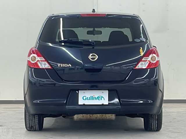 日産 ティーダ 15M FOUR 道央・札幌 2010(平22)年 10.9万km 黒 純正オーディオ/4WD/純正フロアマット/ETC