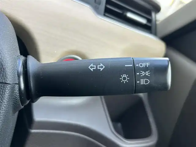 ホンダ フリード G ホンダセンシング 静岡県 2017(平29)年 2.3万km ホワイトオーキッドパール 社外7インチナビ/（FM/AM/Bluetooth/CD/DVD）/ホンダセンシング/クルーズコントロール/両側パワースライドドア/ETC/レーンキープアシスト/3列シート/チップアップシート/ドラレコ/スマートキー/プッシュスタート/エアバッグ/純正15AW