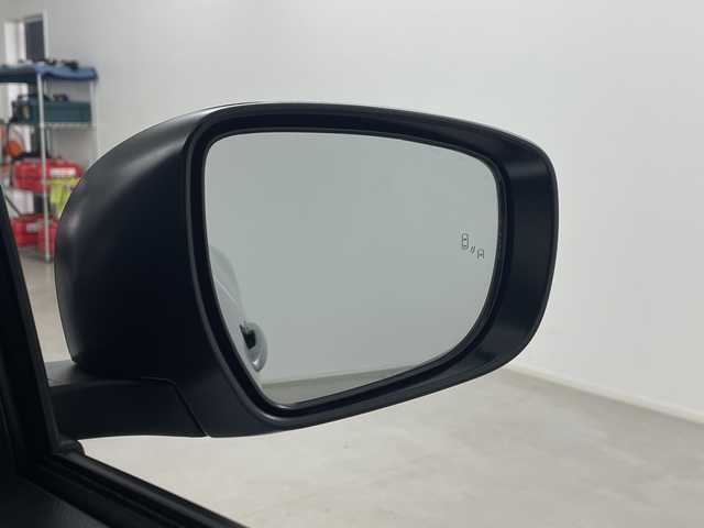 スズキ スイフト スポーツ 埼玉県 2024(令6)年 2.6万km プレミアムシルバーメタリック 社外SDナビ/（BT/DVD/CD/AM/FM）/バックカメラ/レーダークルーズコントロール/運転席シートヒーター/ビルトインETC/ブラインドスポットモニター/レーンキープアシスト/衝突軽減ブレーキ/横滑り防止/LEDヘッドライト/オートハイビーム/純正アルミホイール/純正フロアマット/W+サイドエアバック/カーテンエアバック