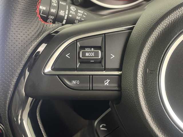 スズキ スイフト スポーツ 埼玉県 2024(令6)年 2.6万km プレミアムシルバーメタリック 社外SDナビ/（BT/DVD/CD/AM/FM）/バックカメラ/レーダークルーズコントロール/運転席シートヒーター/ビルトインETC/ブラインドスポットモニター/レーンキープアシスト/衝突軽減ブレーキ/横滑り防止/LEDヘッドライト/オートハイビーム/純正アルミホイール/純正フロアマット/W+サイドエアバック/カーテンエアバック