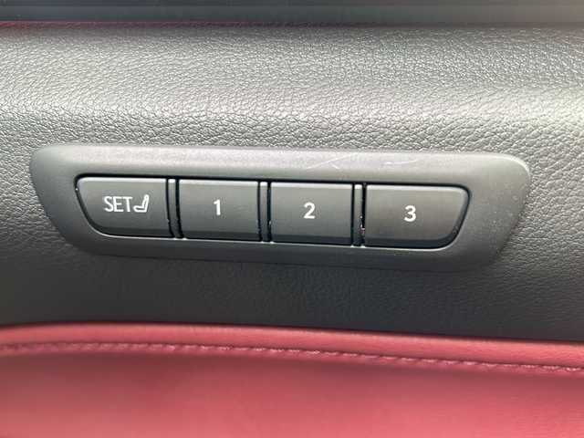 レクサス ＮＸ 250 バージョンL 静岡県 2023(令5)年 2万km ソニッククォーツ 純正ナビ/・ラジオ/フルセグTV/・Bluetooth/USB/Miracast/主要装備/・レーダークルーズコントロール　/・全方位カメラ　/・レーンキープアシスト　/・パワーバックドア　/・アイドリングストップ　/・シートヒーター　/・エアシート　/・ハンドルヒーター　/・ＥＴＣ２．０　/・サンルーフ　/・ＢＳＭ/・ステアリングリモコン/・プッシュスタート/・シートメモリー/・パワーシート/・アイドリングストップ/・オートホールド/・コーナーセンサー/・SOSコール/・LEDヘッドライト/・フォグランプ