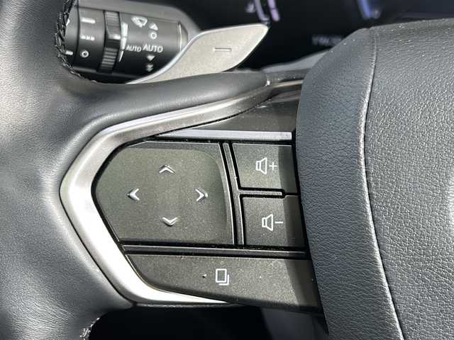 レクサス ＮＸ 250 バージョンL 静岡県 2023(令5)年 2万km ソニッククォーツ 純正ナビ/・ラジオ/フルセグTV/・Bluetooth/USB/Miracast/主要装備/・レーダークルーズコントロール　/・全方位カメラ　/・レーンキープアシスト　/・パワーバックドア　/・アイドリングストップ　/・シートヒーター　/・エアシート　/・ハンドルヒーター　/・ＥＴＣ２．０　/・サンルーフ　/・ＢＳＭ/・ステアリングリモコン/・プッシュスタート/・シートメモリー/・パワーシート/・アイドリングストップ/・オートホールド/・コーナーセンサー/・SOSコール/・LEDヘッドライト/・フォグランプ