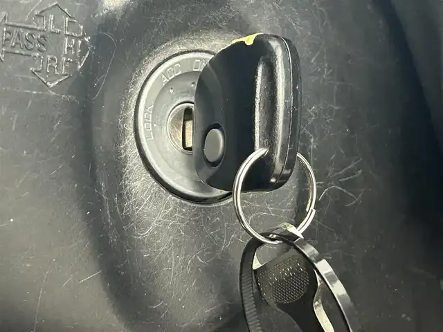 スズキ アルト S 熊本県 2014(平26)年 6万km グレースブルーパールメタリック 禁煙車　/純正ナビ（ＢＴ・フルセグ・ＵＳＢ）/バックカメラ　/衝突軽減ブレーキ　/横滑り防止　/アイドリングストップ　/電動格納ミラー/パワーウインドウ/パワーステアリング/純正フロアマット/リモコンキー　/スペアキー1本