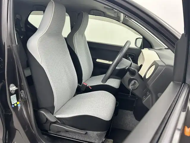 スズキ アルト S 熊本県 2014(平26)年 6万km グレースブルーパールメタリック 禁煙車　/純正ナビ（ＢＴ・フルセグ・ＵＳＢ）/バックカメラ　/衝突軽減ブレーキ　/横滑り防止　/アイドリングストップ　/電動格納ミラー/パワーウインドウ/パワーステアリング/純正フロアマット/リモコンキー　/スペアキー1本