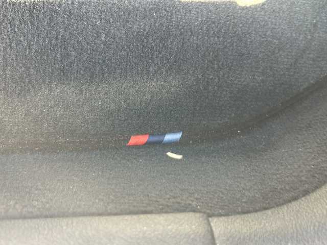 ＢＭＷ １１８ｄ Mスポーツ EDジョイ+ 静岡県 2021(令3)年 8万km 白 純正メモリナビ/・Bluetooth/・USB/・AM/・FM/主要装備/・衝突軽減/・レーンキープ/・クルコン/・BSM/・コーナーセンサー前後/・ワイヤレス充電/・バックカメラ/・ETC/・ドラレコ前後/・レザーシート/・シートヒーターD/N席/・パワーシートD/N席/・純正フロアマット/・純正アルミホイール/・LEDヘッドライト/・オートライト/・オートハイビーム/・電動パーキングブレーキ/・オートホールド/・ステリモ