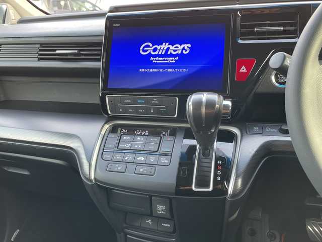 ホンダ ステップワゴン スパーダクールスピリット HセンシングBスタイル 青森県 2019(平31)年 8万km プレミアムスパークルブラックパール 4WD/ワンオーナー/純正10インチナビ・フルセグTV/CD・DVD・Bluetooth・HDMI・USB・SD/バックカメラ/合皮コンビシート/前席シートヒーター/両側パワースライドドア/ホンダセンシング/衝突軽減ブレーキ/追従クルーズコントロール/車線維持支援システム/誤発進抑制機能/純正ドライブレコーダー/純正エンジンスターター/熱線入フロントウインドウ/ビルトインETC/パドルシフト/LEDヘッドライト/LEDフォグランプ/社外16インチアルミ/無限アンダーエアロ/無限エアロイルミネーション/無限ベンチレーテッドバイザー/無限スポーツマット/無限ハイドロホビックLEDミラー/無限ドアハンドルプロテクター/スペアキー/保証書・取説書