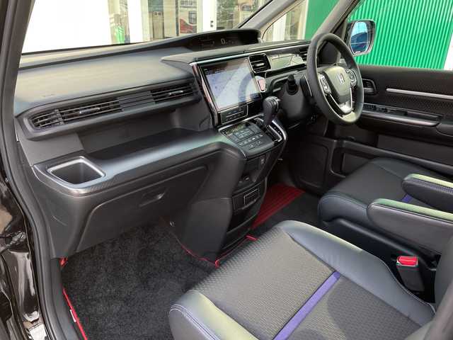 ホンダ ステップワゴン スパーダクールスピリット HセンシングBスタイル 青森県 2019(平31)年 8万km プレミアムスパークルブラックパール 4WD/ワンオーナー/純正10インチナビ・フルセグTV/CD・DVD・Bluetooth・HDMI・USB・SD/バックカメラ/合皮コンビシート/前席シートヒーター/両側パワースライドドア/ホンダセンシング/衝突軽減ブレーキ/追従クルーズコントロール/車線維持支援システム/誤発進抑制機能/純正ドライブレコーダー/純正エンジンスターター/熱線入フロントウインドウ/ビルトインETC/パドルシフト/LEDヘッドライト/LEDフォグランプ/社外16インチアルミ/無限アンダーエアロ/無限エアロイルミネーション/無限ベンチレーテッドバイザー/無限スポーツマット/無限ハイドロホビックLEDミラー/無限ドアハンドルプロテクター/スペアキー/保証書・取説書