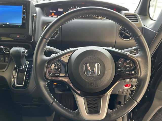 ホンダ Ｎ ＢＯＸ カスタム G L ターボ ホンダセンシング 愛知県 2019(令1)年 3.8万km クリスタルブラックパール ホンダセンシング/両側パワースライドドア/純正ナビ/シートヒーター/バックカメラ/コーナーセンサー/純正アルミホイール/LEDヘッドライト/パドルシフト/オートマチックハイビーム/ドライブレコーダー/ETC/衝突軽減システム/フルセグ/CD DVD/Bluetooth/ステアリングスイッチ/スマートキー/プッシュスタート