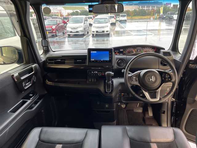 ホンダ Ｎ ＢＯＸ カスタム G L ターボ ホンダセンシング 愛知県 2019(令1)年 3.8万km クリスタルブラックパール ホンダセンシング/両側パワースライドドア/純正ナビ/シートヒーター/バックカメラ/コーナーセンサー/純正アルミホイール/LEDヘッドライト/パドルシフト/オートマチックハイビーム/ドライブレコーダー/ETC/衝突軽減システム/フルセグ/CD DVD/Bluetooth/ステアリングスイッチ/スマートキー/プッシュスタート