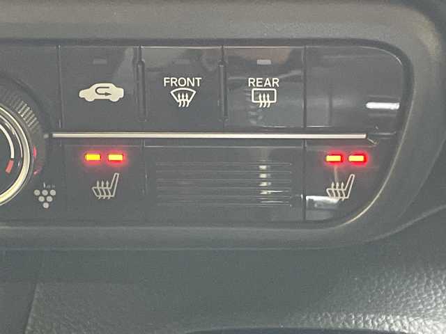 ホンダ Ｎ ＢＯＸ カスタム G L ターボ ホンダセンシング 愛知県 2019(令1)年 3.8万km クリスタルブラックパール ホンダセンシング/両側パワースライドドア/純正ナビ/シートヒーター/バックカメラ/コーナーセンサー/純正アルミホイール/LEDヘッドライト/パドルシフト/オートマチックハイビーム/ドライブレコーダー/ETC/衝突軽減システム/フルセグ/CD DVD/Bluetooth/ステアリングスイッチ/スマートキー/プッシュスタート