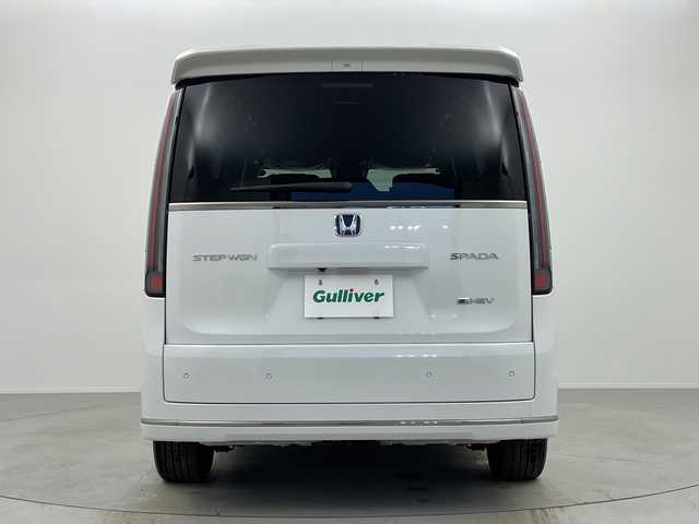 ホンダ ステップワゴン スパーダ eHEV 奈良県 2025(令7)年 0.1千km プラチナホワイトパール 登録済み未使用車/ナビ装着パッケージ/レーダークルーズコントロール/路外逸脱抑制システム/BSI/踏み間違い防止/コーナーセンサー/CMBS/両側パワースライドドア/パワーテールゲート/ハーフレザーシート/シートヒーター/ISOFIX/電子パーキング/BREAK HOLD/LEDヘッドライト/LEDフォグライト/オートライト/オートハイビーム/純正16インチアルミホイール/スマートキー/スペアキー