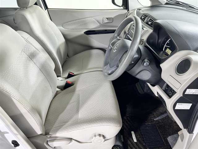 日産 デイズ X 佐賀県 2015(平27)年 2.7万km ホワイトパール 純正CDオーディオ/（CD/AM/FM/AUX）/全方位カメラ/オートエアコン/電動格納ミラー/純正フロアマット/純正ドアバイザー/プッシュスタート/スマートキー/アイドリングストップ/アイソフィックス