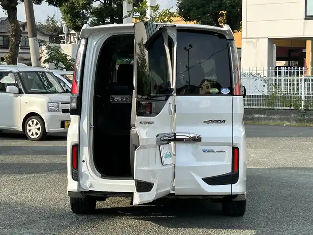 車両画像11