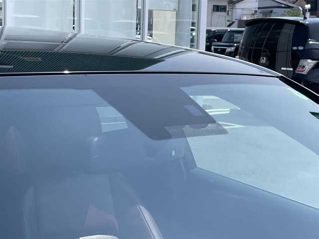 レクサス ＣＴ 200h Fスポーツ 福岡県 2014(平26)年 11.2万km ブラック/ホワイトノーヴァガラスフレーク 横滑り防止装置/ABS/Wサイドエアバッグ/カーテンエアバッグ/クルーズコントロール/前後コーナーセンサー/前後車外カメラ/盗難防止装置/BT/純正ETC/純正ナビ/フルセグTV/PW/プッシュスタート/サンルーフ/純正フロアマット/パワーシートD席N席/レザーシート/純正アルミホイール/オートライト/シートヒーター/スマートキー