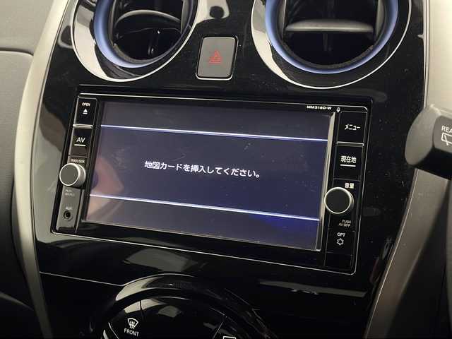 日産 ノート e－パワーオーテック 宮崎県 2018(平30)年 4.2万km ブリリアントホワイトパール 禁煙車/エマージェンシーブレーキ/純正ナビTV/（MM318D-W/CD/DVD/Bluetooth/フルセグTV)/純正ドライブレコーダー/純正LEDオートライト/純正フォグ/純正15インチアルミ/純正フロアマット/レーンディパーチャーアラート/クリアランスソナー/オートエアコン/本革巻ハンドル/ウインカードアミラー/リアプライバシーガラス/ETC/インテリジェントキー/プッシュエンジンスタート/新車時保証書/取扱い説明書