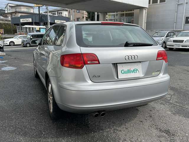 アウディ Ａ３ スポーツバック 2．0 TFSI 宮城県 2007(平19)年 9.5万km シルバーレイクM 純正オーディオ（AM/FM/CD）/横滑り防止装置/純正フロアマット/オートライト/ETC/スタッドレスタイヤ社外AW（205/55R16）5mm/サマータイヤ純正AW積込（205/55R16）5mm