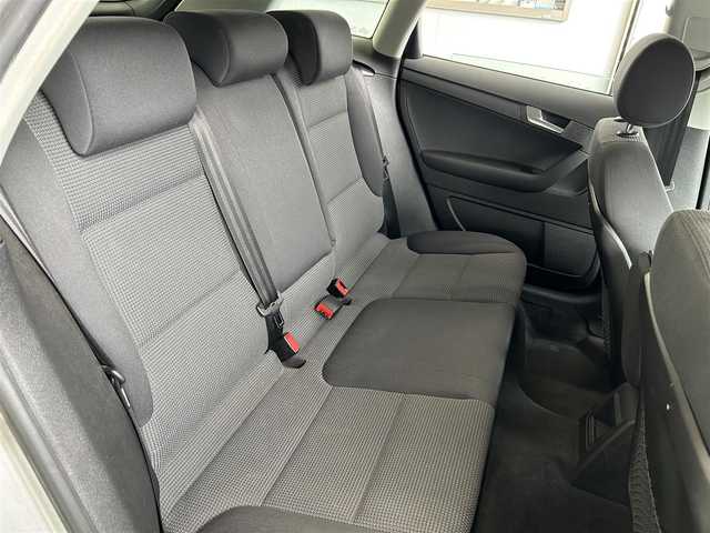 アウディ Ａ３ スポーツバック 2．0 TFSI 宮城県 2007(平19)年 9.5万km シルバーレイクM 純正オーディオ（AM/FM/CD）/横滑り防止装置/純正フロアマット/オートライト/ETC/スタッドレスタイヤ社外AW（205/55R16）5mm/サマータイヤ純正AW積込（205/55R16）5mm