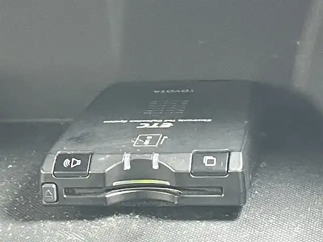 トヨタ ブレイド 東京都 2008(平20)年 2.9万km シルバーM ワンオーナー/純正HDDナビ/（DVD/フルセグTV/Bluetooth/MSV）/バックカメラ/ETC/ステアリングスイッチ/純正16インチアルミホイール/純正HIDヘッドライト/フォグランプ/スマートキー/保証書/取扱説明書