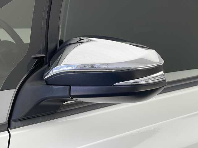 トヨタ ヴォクシー ZS 煌 長野県 2018(平30)年 7.7万km ホワイトパールクリスタルシャイン 純正SDナビ/Bluetooth/CD/フルセグTV/バックカメラ/ETC/純正前方ドライブレコーダー/横滑り防止装置/衝突被害軽減システム/レーンキープアシスト/両側パワスラ/純正16インチAW装着/フロント、サイド、リアモデリスタエアロ/純正フロアマット/ドアバイザー/フォグランプ/ウィンカーミラー/LEDヘッドライト/オートライト/オートマチックハイビーム/スマートキー/スペアキー1本/2列目サンシェード