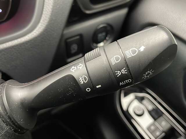 トヨタ ヴォクシー ZS 煌 長野県 2018(平30)年 7.7万km ホワイトパールクリスタルシャイン 純正SDナビ/Bluetooth/CD/フルセグTV/バックカメラ/ETC/純正前方ドライブレコーダー/横滑り防止装置/衝突被害軽減システム/レーンキープアシスト/両側パワスラ/純正16インチAW装着/フロント、サイド、リアモデリスタエアロ/純正フロアマット/ドアバイザー/フォグランプ/ウィンカーミラー/LEDヘッドライト/オートライト/オートマチックハイビーム/スマートキー/スペアキー1本/2列目サンシェード