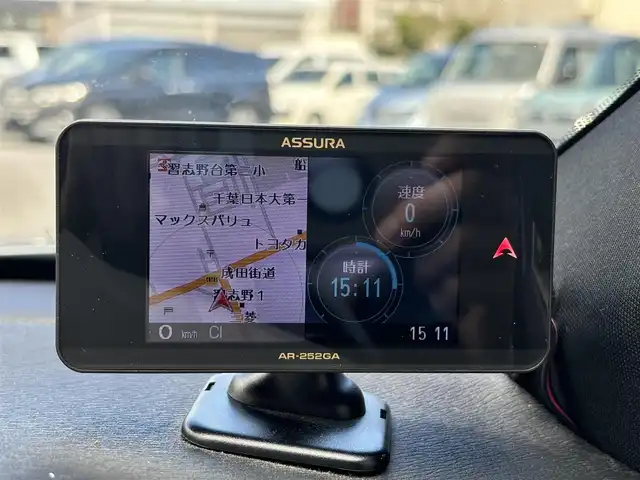 ボルボ Ｖ４０ T－5 Rデザイン 千葉県 2015(平27)年 7.3万km シルバー 純正ＨＤＤナビ/バックカメラ/黒革/ＥＴＣ/ＢＬＩＳ/前方ドライブレコーダー/パドルシフト/車線逸脱警報/障害物センサー/スマートキー/オートライト/フォグランプ/純正１８インチＡＷ/取扱説明書/保証書