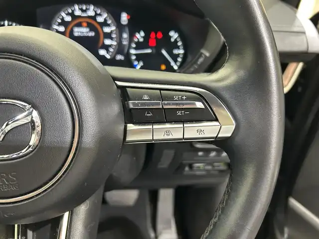 マツダ ＭＸ－３０ 愛媛県 2022(令4)年 3.5万km マシーングレープレミアムM ・ベーシックＰＫＧ＋モダンコンフィデンスパッケージ/・エクステリアＰＫＧ/・インテリアＰＫＧ（ホワイト内装）/・３６０°セーフティＰＫＧ/・ボーズサウンドシステム（ＡＵＤＩＯＰＩＬＯＴ２＋Ｃｅｎｔｅｒｐｏｉｎｔ２）＋１２スピーカー/・ユーティリティＰＫＧ/・セーフティＰＫＧ/・１０型ナビ/（フルセグＴＶ・ＢＴ・ＦＭ・ＡＭ・ＵＳＢ・ａｐｐｌｅｃａｒｐｌａｙ・ＨＤＭＩ）/・全方位カメラ　/・ＥＴＣ　/・前後ドラレコ　/・衝突軽減ブレーキ　/・レーンキープアシスト　/・レーダークルーズコントロール/・D席パワーシート/・DN席シートヒーター/・ステアリングヒーター/・BOSEプレミアムサウンド/・シートメモリー/・オートマチックハイビーム/・スペアキー