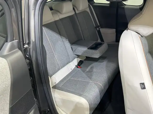 マツダ ＭＸ－３０ 愛媛県 2022(令4)年 3.5万km マシーングレープレミアムM ・ベーシックＰＫＧ＋モダンコンフィデンスパッケージ/・エクステリアＰＫＧ/・インテリアＰＫＧ（ホワイト内装）/・３６０°セーフティＰＫＧ/・ボーズサウンドシステム（ＡＵＤＩＯＰＩＬＯＴ２＋Ｃｅｎｔｅｒｐｏｉｎｔ２）＋１２スピーカー/・ユーティリティＰＫＧ/・セーフティＰＫＧ/・１０型ナビ/（フルセグＴＶ・ＢＴ・ＦＭ・ＡＭ・ＵＳＢ・ａｐｐｌｅｃａｒｐｌａｙ・ＨＤＭＩ）/・全方位カメラ　/・ＥＴＣ　/・前後ドラレコ　/・衝突軽減ブレーキ　/・レーンキープアシスト　/・レーダークルーズコントロール/・D席パワーシート/・DN席シートヒーター/・ステアリングヒーター/・BOSEプレミアムサウンド/・シートメモリー/・オートマチックハイビーム/・スペアキー