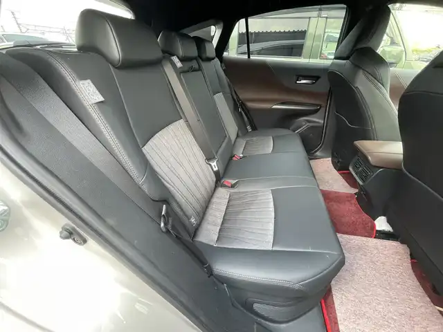 トヨタ ハリアー ハイブリッド G 滋賀県 2021(令3)年 3.5万km スティールブロンドM 純正８インチナビ/（AM/FM/CD/フルセグTV）/バックカメラ/ToyotaSafetySence/-衝突四避支援/-アダプティブクルーズコントロール/-レーントレーシングアシスト/-オートマチックハイビーム/パワーシート（D席）/デジタルインナーミラー/パワーバックドア/ステアリングリモコン/LEDライト/ビルトインETC/スマートキー
